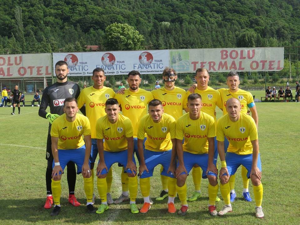 Rezultat onorabil, în primul meci-test din Turcia. Petrolul a terminat cu o remiză cu goluri testul contra divizionarei secunde Fatih Karagumruk Rezultat onorabil, în primul meci-test din Turcia. Petrolul a terminat cu o remiză cu goluri testul contra divizionarei secunde Fatih Karagumruk