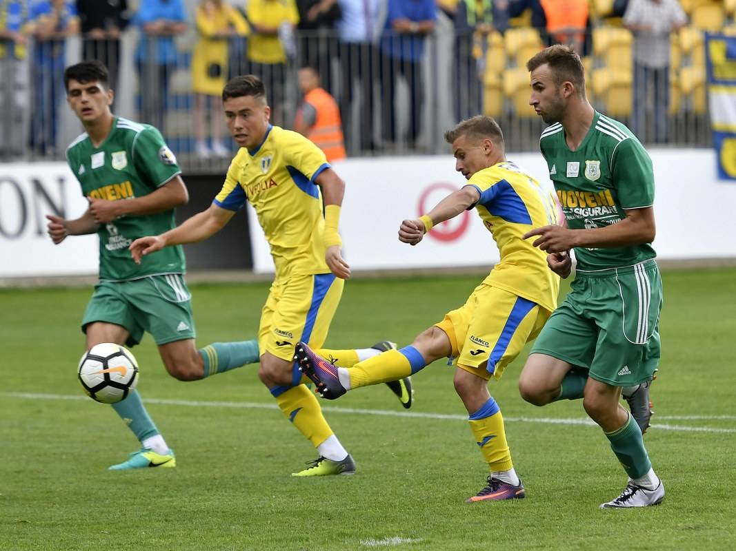 Și-a reziliat contractul cu FC Petrolul și Nini Popescu! A mai rămas să se rezolve situația “ultimului mohican”, rămas pe loc, din L4, Alberto Olaru Și-a reziliat contractul cu FC Petrolul și Nini Popescu! A mai rămas să se rezolve situația “ultimului mohican”, rămas pe loc, din L4, Alberto Olaru
