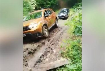 Patru cetăţeni israelieni au rămas blocaţi în munte, la Sinaia