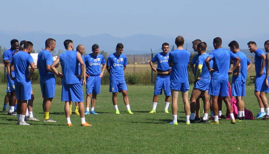 Dacă despre Gnabouyou și Gavrilă nu se mai aude nimic, Petrolul testează însă un “puști” de 17 ani de la CFR Cluj! Și a revenit la pregătiri Olaru