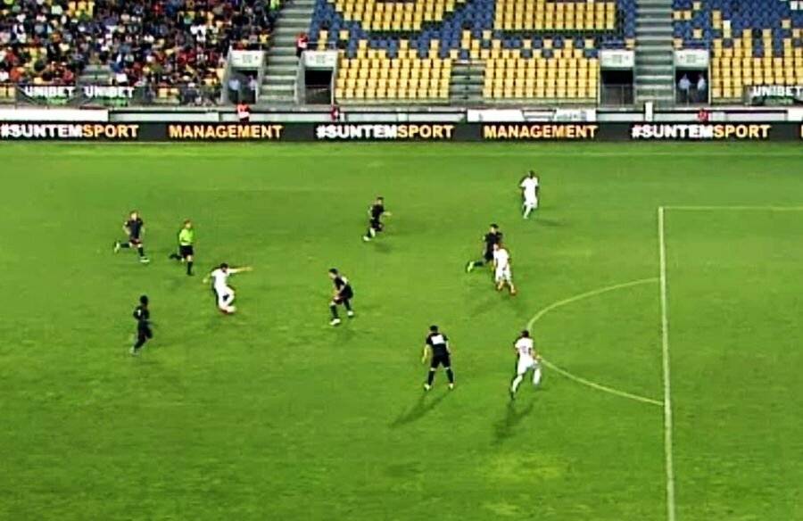 Cu ce am rămas după un meci de pe “Ilie Oană”. Dacă au venit 6.000 de târgovișteni pentru Chindia, câți… ploieșteni musai să fie la derbiul cu UTA? Cu ce am rămas după un meci de pe “Ilie Oană”. Dacă au venit 6.000 de târgovișteni pentru Chindia, câți… ploieșteni musai să fie la derbiul cu UTA?