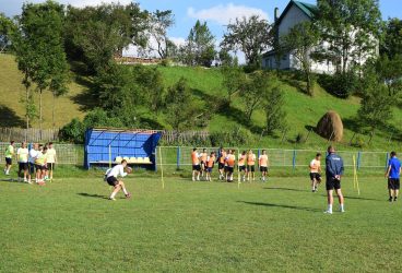 Singura divizionară C prahoveană, CS Blejoi, pregătește exclusiv pe plan local debutul absolut în campionatul Ligii a III-a. Cantonament la Valea Doftanei și teste în propriul județ