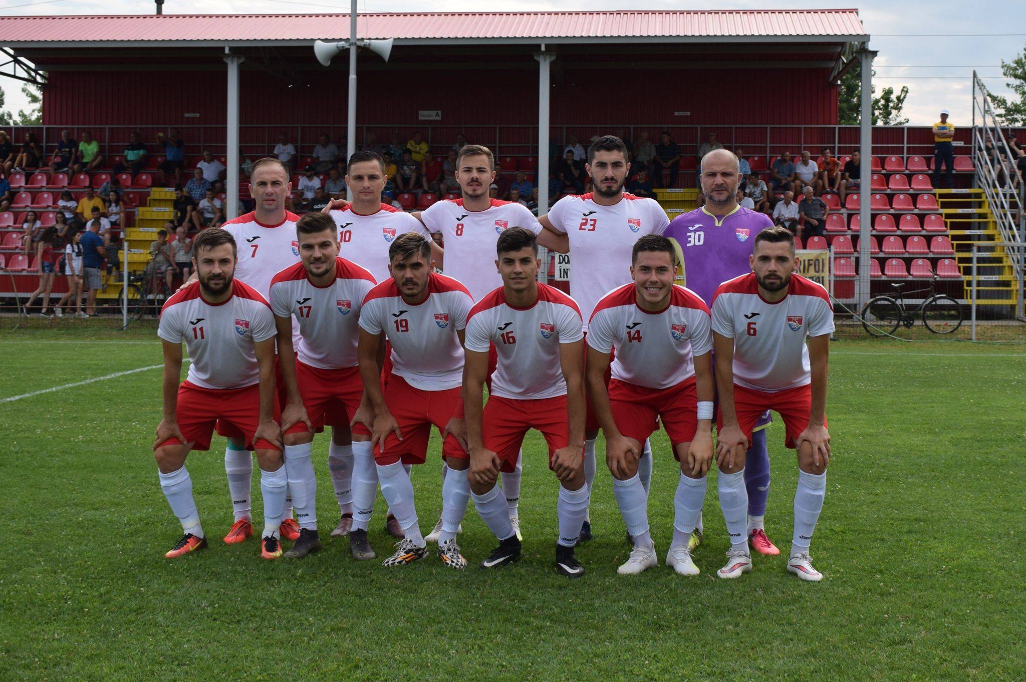 Blejoiul a rezistat trei sferturi din cele 90 de minute ale meciului din Cupa României. Moreniul a rezolvat prelungirile și s-a calificat! Blejoiul a rezistat trei sferturi din cele 90 de minute ale meciului din Cupa României. Moreniul a rezolvat prelungirile și s-a calificat!