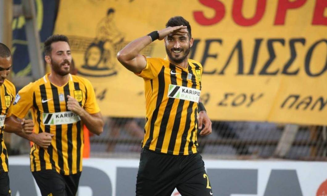 Cu sprijinul financiar al Veoliei România, FC Petrolul este foarte aproape să bată palma cu două vedete adevărate, Younes și Teixeira. Să fi fost pus în stand-by, deocamdată, Deac? Cu sprijinul financiar al Veoliei România, FC Petrolul este foarte aproape să bată palma cu două vedete adevărate, Younes și Teixeira. Să fi fost pus în stand-by, deocamdată, Deac?