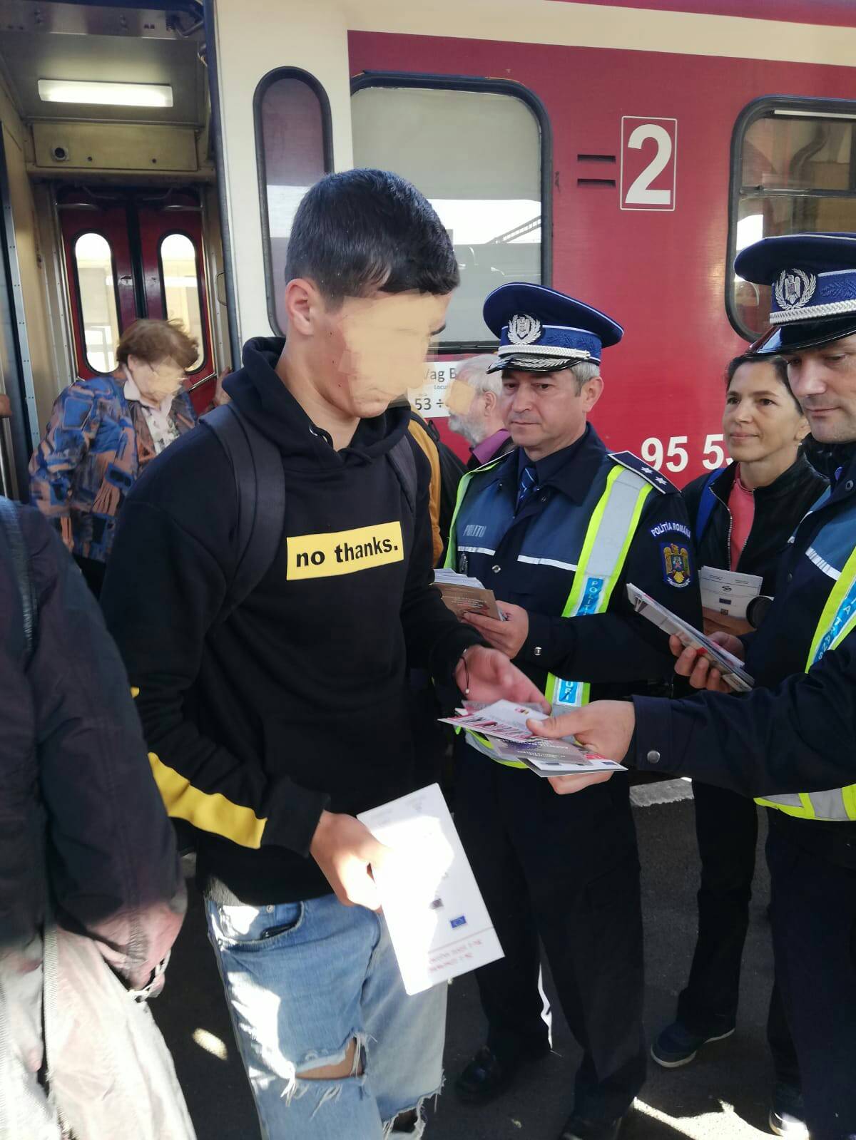 Acţiune în gările ploieştene pentru prevenirea traficului de persoane Acţiune în gările ploieştene pentru prevenirea traficului de persoane