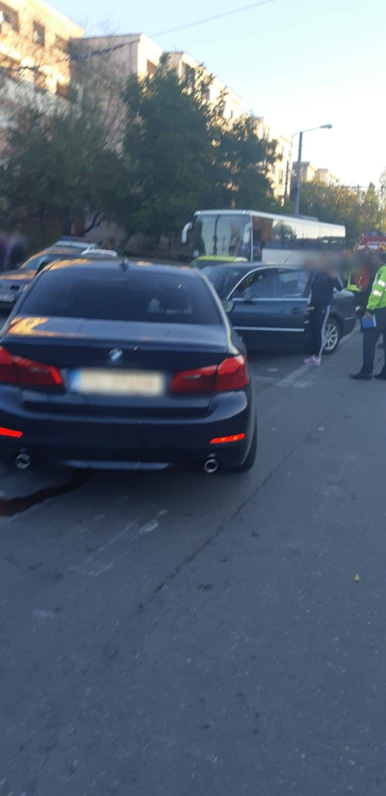 Urmărit de poliţie a produs un accident general pe Şoseaua Vestului Urmărit de poliţie a produs un accident general pe Şoseaua Vestului