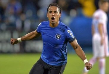 S-a dat drumul mai intens la zvonurile despre transferurile de iarnă ale clubului “galben-albaștrilor”! – numai despre ce se întâmplă la FC Petrolul, echipa de suflet a ploieștenilor și a prahovenilor (episodul 53)