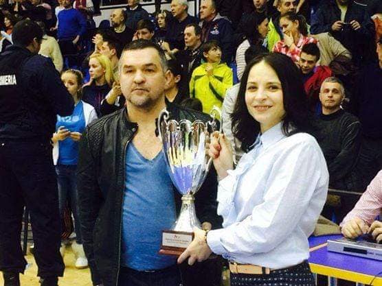 O fostă mare campioană mondială de gimnastică din Ploiești, Corina Ungureanu, nostalgică față de… duelurile cu un la fel de mare concitadin, campionul mondial de box amator și profesionist Leonard Doroftei!