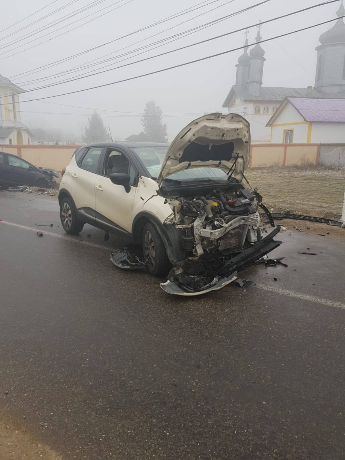 Accident cu 3 răniţi la Dumbrava