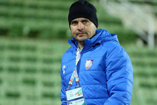 Fost secund al lui Tavi Grigore, la ACS Petrolul ’52, în Liga A Prahova – antrenor principal acum la o echipă de Liga a III-a din Oltenia Fost secund al lui Tavi Grigore, la ACS Petrolul ’52, în Liga A Prahova – antrenor principal acum la o echipă de Liga a III-a din Oltenia