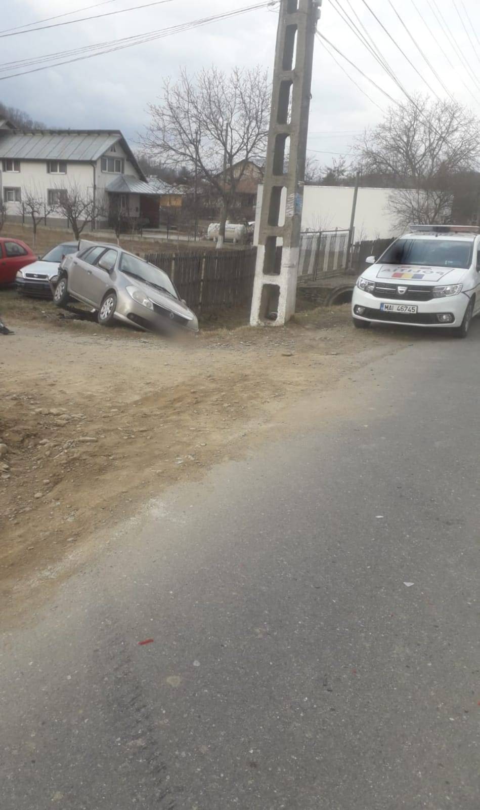 Accident rutier cu un rănit, la Coţofeneşti Accident rutier cu un rănit, la Coţofeneşti