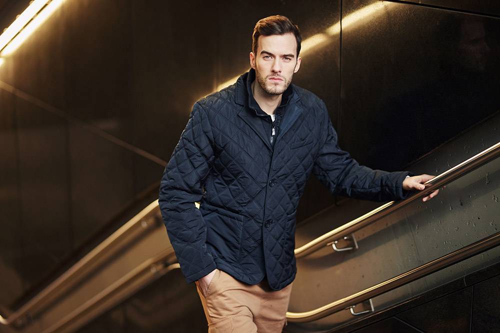 Cum poate un bărbat să se îmbrace bine?