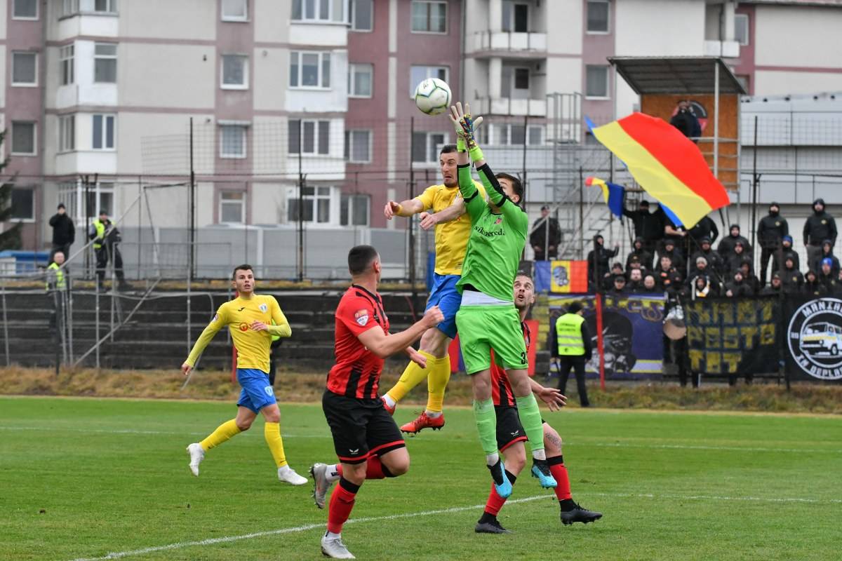 Remontadă de final, pe un teren pe care până la… UTA parcă fusese “interzis” să câștigi! Arnăutu și un autogol provocat de Younes au adus 3 puncte mari pentru Petrolul, la Ciuc, dar “omul meciului” a fost Saim Tudor!