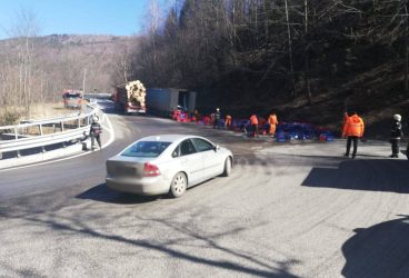 Astăzi a curs berea gârlă pe DN1A, la Măneciu