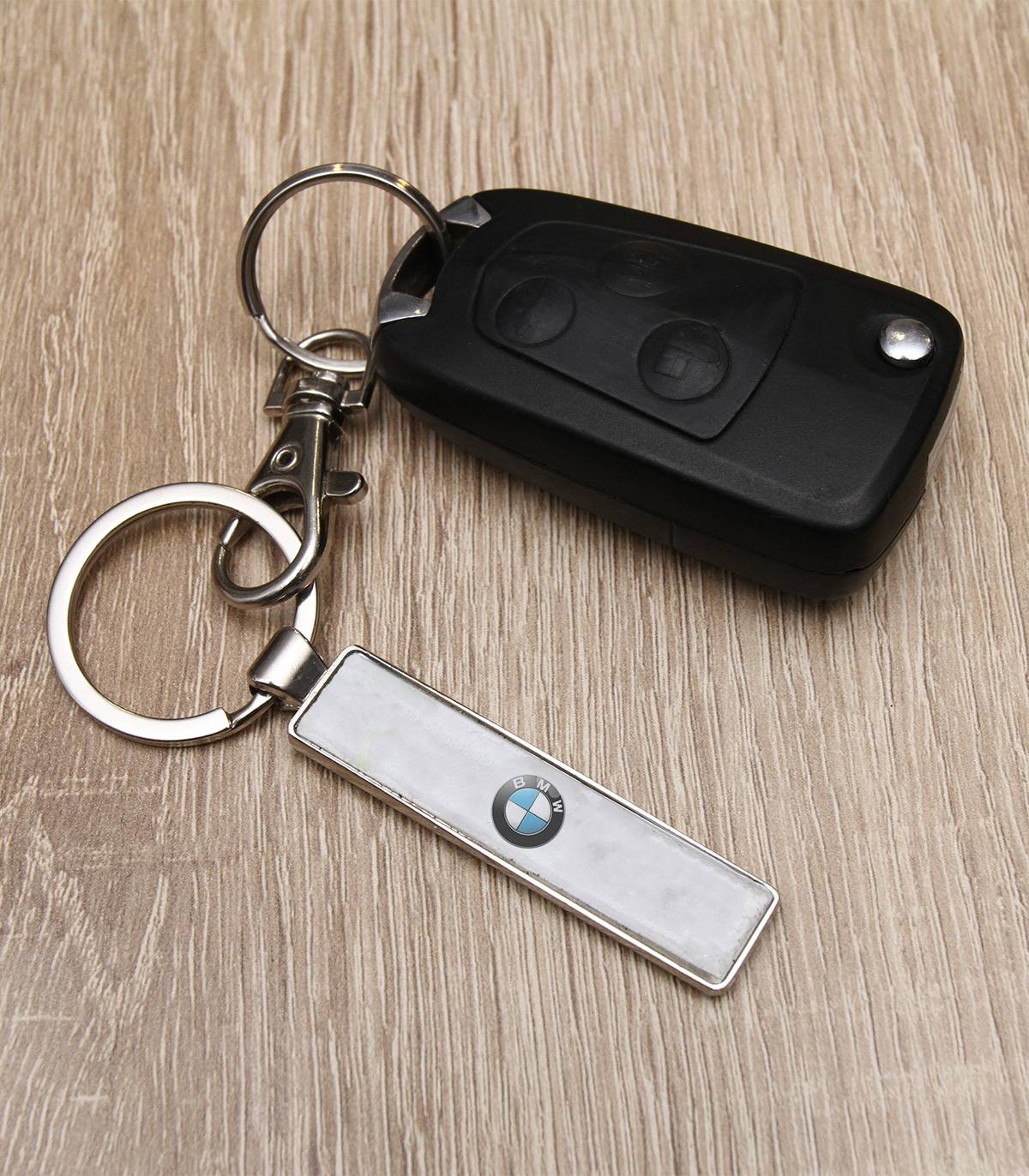 Brelocuri personalizate – daruri excelente pentru persoanele dragi!