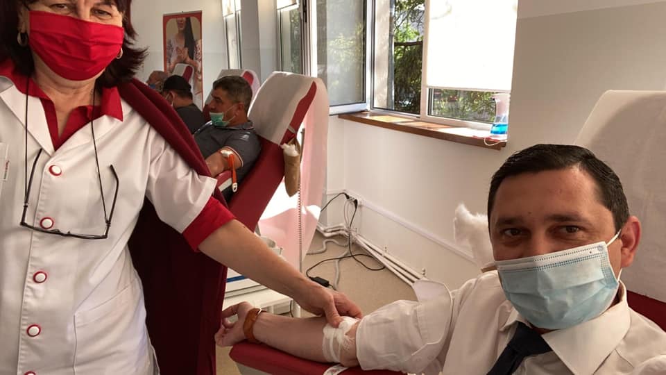 Bogdan Toader cheamă prahovenii să doneze sânge