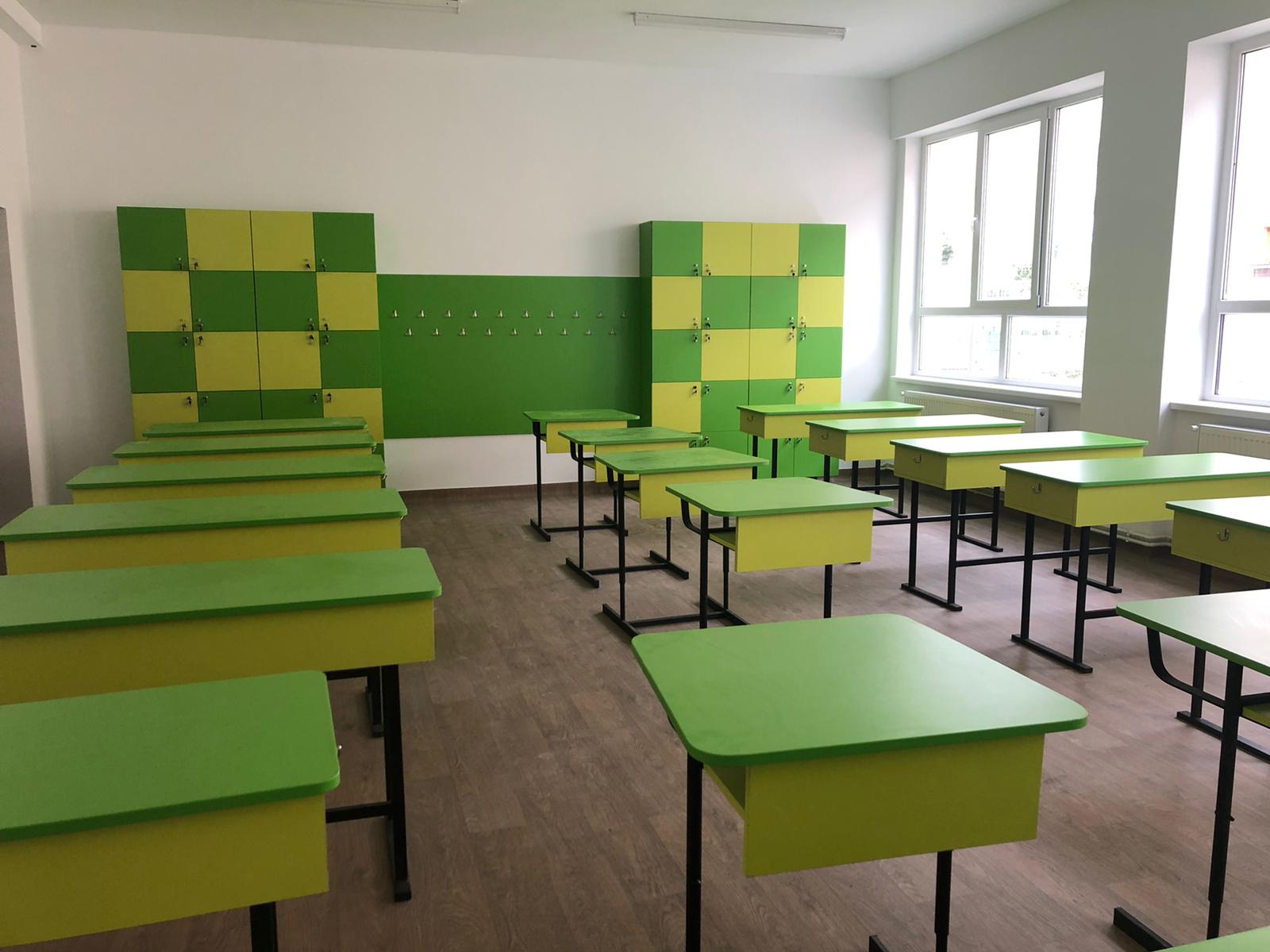 Ministrul Educației a dat ordinul: Activitățile în școli se suspendă 30 de zile și trec în online Ministrul Educației a dat ordinul: Activitățile în școli se suspendă 30 de zile și trec în online