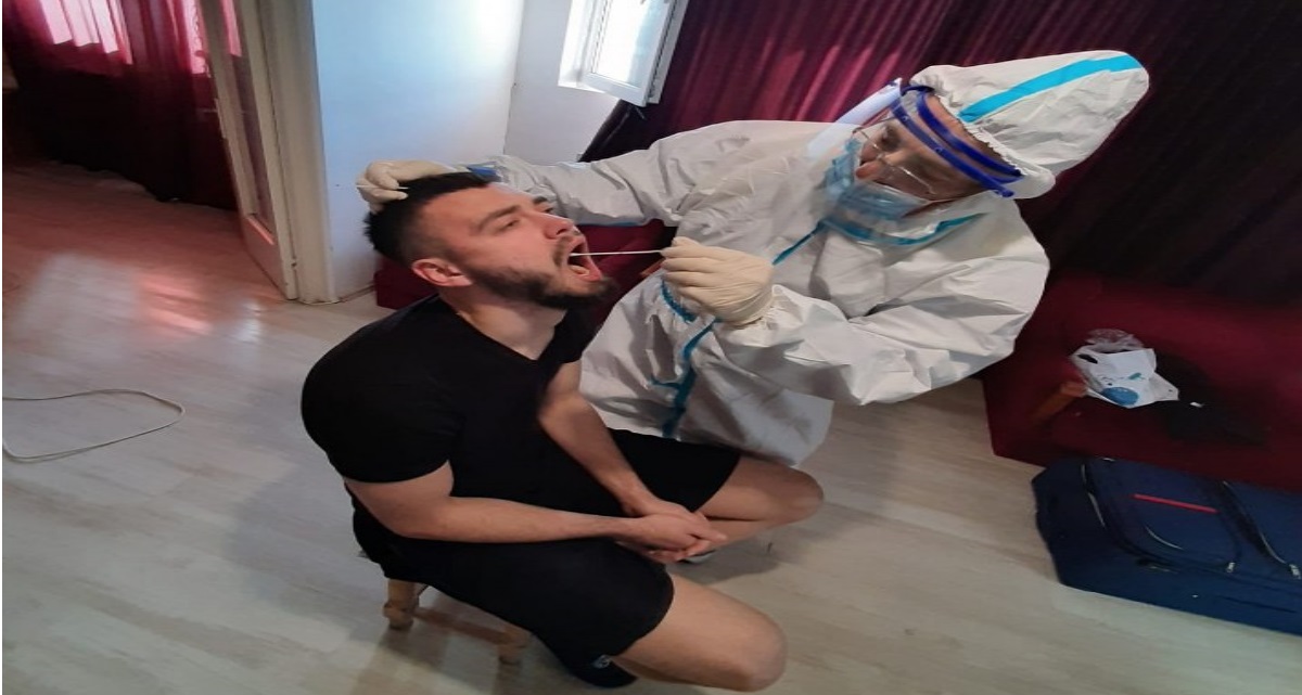 La jumătatea cantonamentului-carantină, fotbaliștii de la Petrolul au fost testați a doua oară de Covid-19, dar continuă să se antreneze, ca și până acum, pe “grupulețe”!