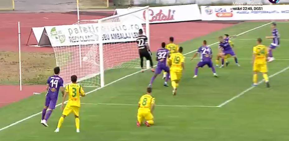 Fostul petrolist Nini Popescu – cel mai bun fotbalist al Argeșului în derbiul local contra CS Mioveni! După ce a fost schimbat pe final, echipa lui a… pierdut jocul de acasă!