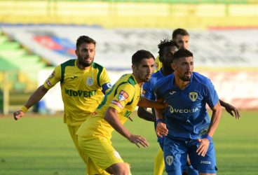 De ce acum, ci nu atunci când ar fi trebuit?!? De ce, Petrolule?!? Să fi apărut acum un alt… “Praf magic” pe banca “lupilor”? La Mioveni, echipa găzarilor a jucat precum… Barcelona lui Pol Roige și a câștigat!