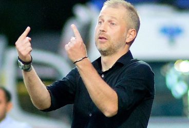 Siteul central de sport care a anunțat că Edi Iordănescu a bătut palma cu FC Petrolul s-a… grăbit! Mai durează până ce se va decide în ce direcție o ia înzestratul antrenor!