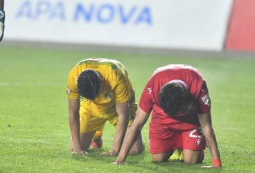 “Ispravă” nouă pentru Petrolul: nu mai câștigă acasă nici măcar cu o abia promovată! Ce mai este de făcut dacă nu merge cu pedepsele pecuniare? Poate, o schimbare de actual staff tehnic, de ce nu?