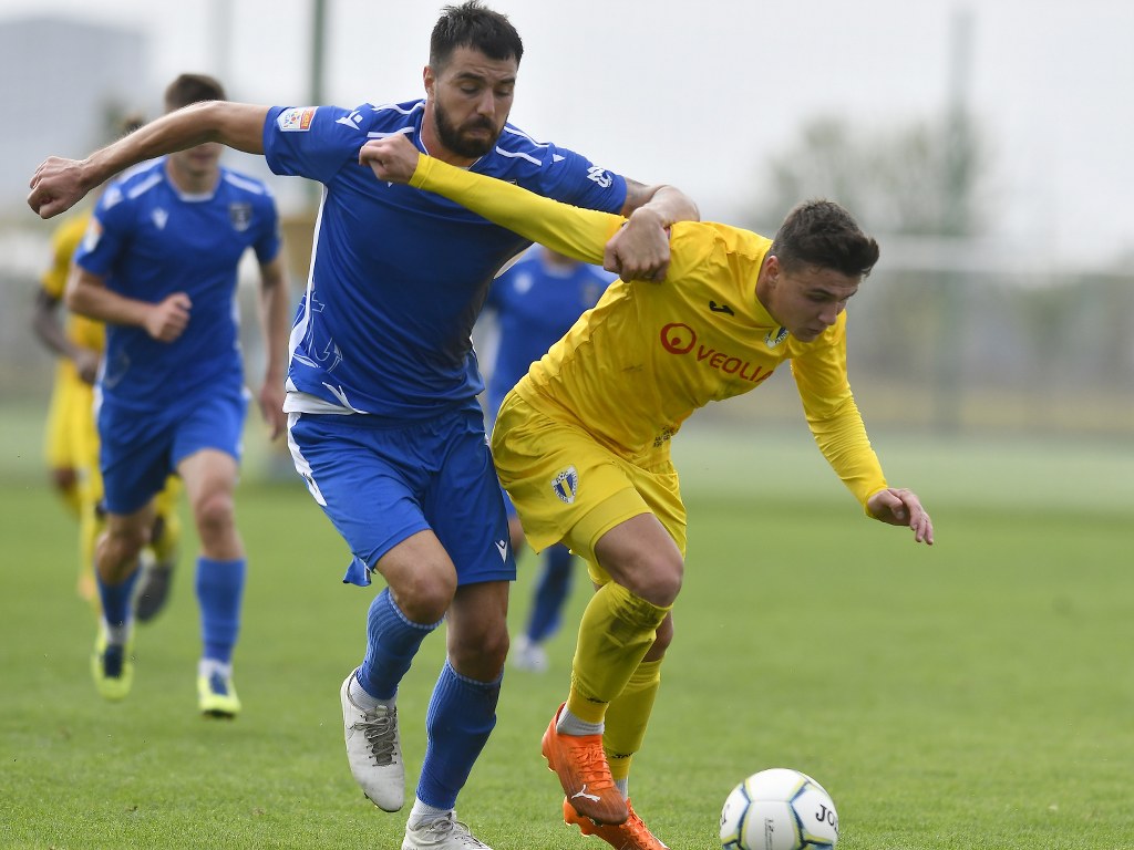 Cu titularii, în al doilea meci amical disputat într-un interval cu puțin peste 24 de ore, Petrolul a arătat că știe să se și apere! Ba chiar, a ratat, poate, să își ia o revanșă meritată în dauna Voluntariului, pentru acel 2-8!