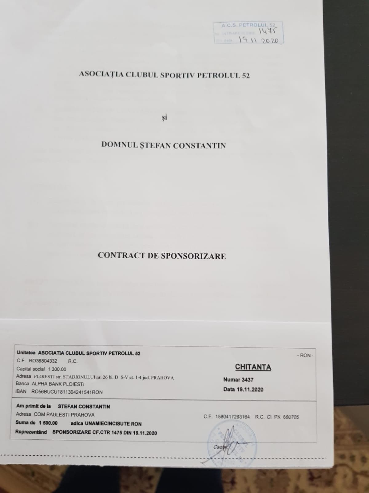 Un demisionar recent din Comitetul Director al Petrolului rămâne și pe mai departe… sponsor al CCJ al clubului găzarilor! Suma lunară nu-i prea mare, numai că alții se pare că nu s-au gândit deloc să aibă vreo inițiativă similară!