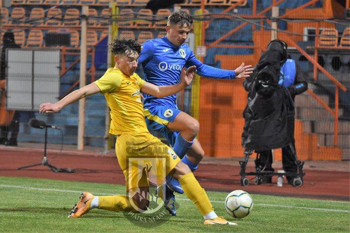 Cine nu a avut ochi deloc, în vară, pentru unul dintre cei mai buni juniori ai Ceahlăului Piatra Neamț? “Masculul Alfa” & staff-ul său? De ce nu a fost oprit fotbalistul de 18 ani, Daniel Moroșanu, în lotul Petrolului pentru sezonul 2020-2021?