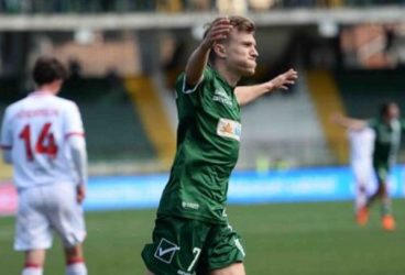 Va mai rămâne, acum, Armando Vajushi la Petrolul sau va reveni în Italia? Cât adevăr și cât “poveste” ar fi în știrea unui site din “Cizmă” apropiat clubului care îl dorește pe albanez?