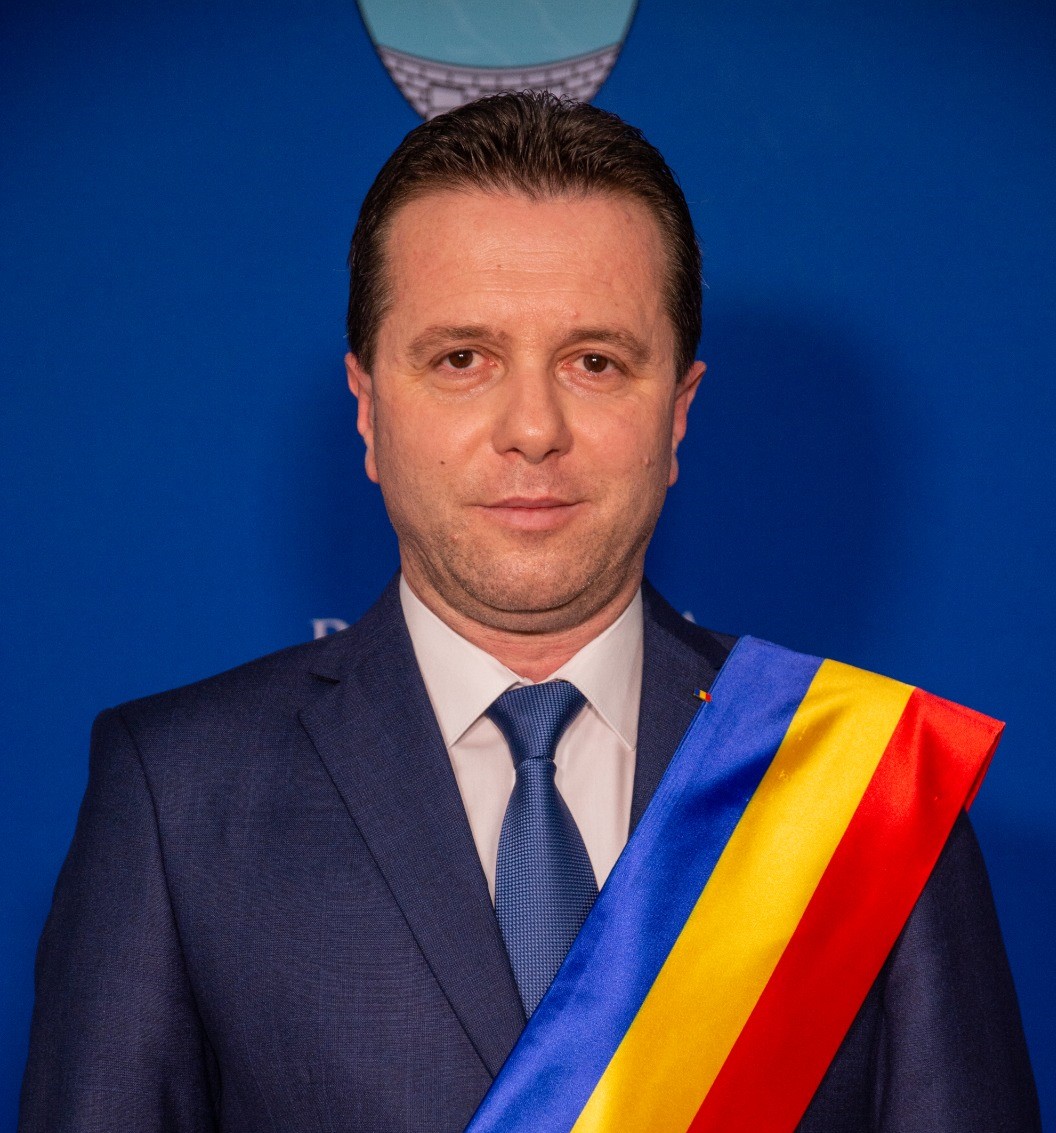 Primar Florin Auraş Dragomir: „Alimentarea comunei Măneciu cu gaze este cel mai important proiect al acestui an” Primar Florin Auraş Dragomir: „Alimentarea comunei Măneciu cu gaze este cel mai important proiect al acestui an”