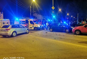 Copil de 10 ani, a “zburat” din maşină în urma unui accident la Cioceanu