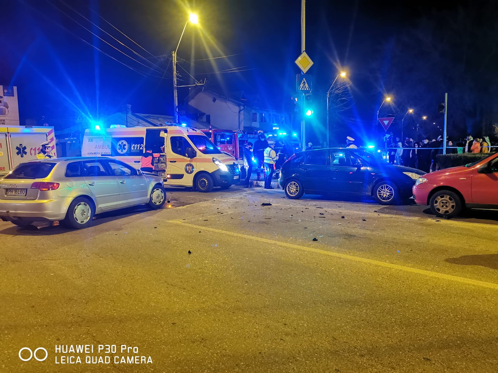 Copil de 10 ani, a “zburat” din maşină în urma unui accident la Cioceanu