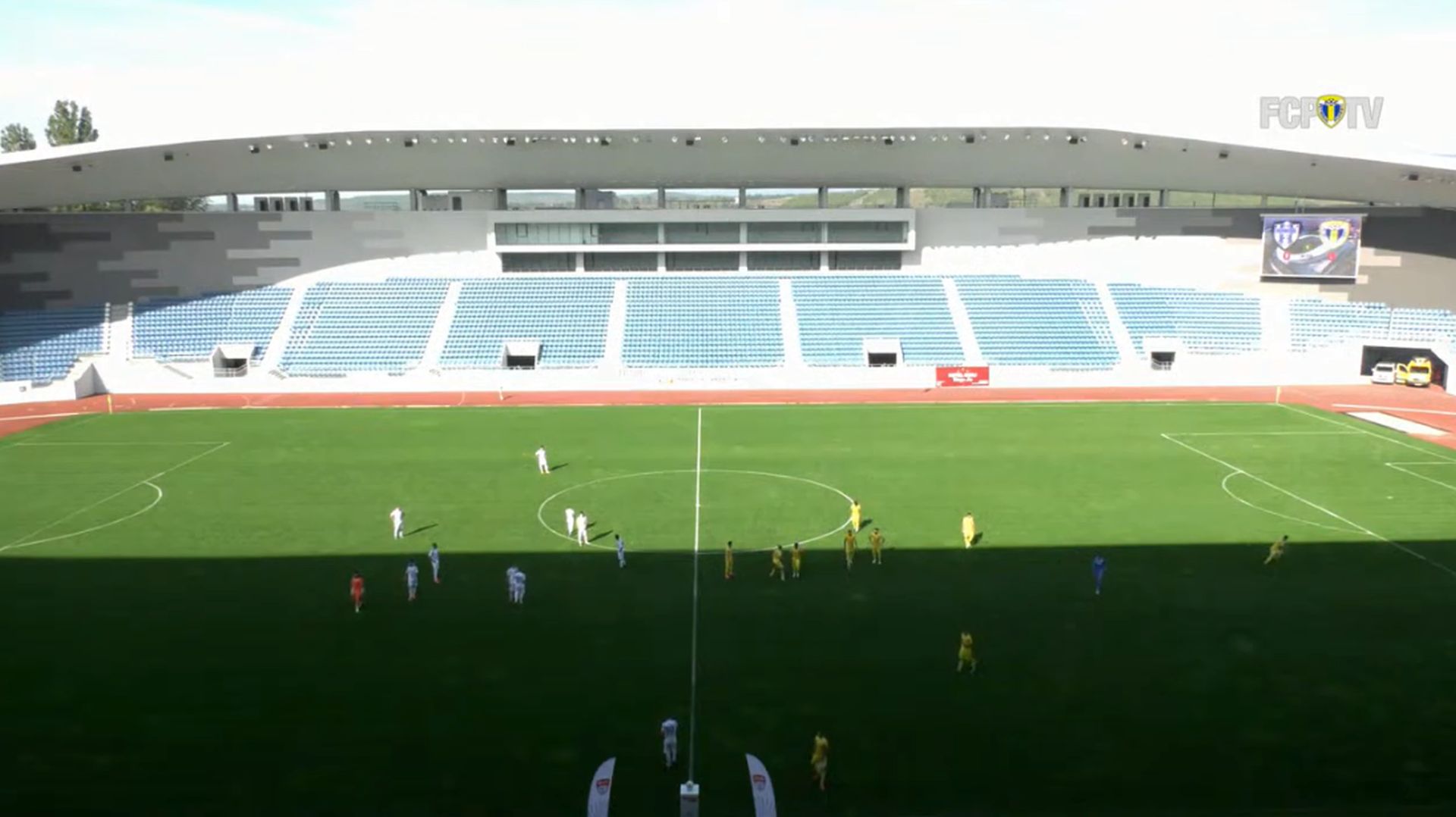 Gata cu Petrolul la TV? În play-out se pare că “lupii” vor trece exclusiv pe internet! Prima apariție de acest gen, sâmbătă, la Reșița, la matineu, pe FCP TV! Se vor duela găzarii, oare, cu… Marius Măldărășanu, în Banat? Gata cu Petrolul la TV? În play-out se pare că “lupii” vor trece exclusiv pe internet! Prima apariție de acest gen, sâmbătă, la Reșița, la matineu, pe FCP TV! Se vor duela găzarii, oare, cu… Marius Măldărășanu, în Banat?