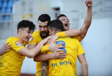 După încheierea meciurilor etapei a XVIII-a a campionatului Ligii a II-a, Petrolul – echipa care a stat – va depinde numai de ea însăși pentru a rămâne pe loc de play-off! Trei victorii vor fi exact ceea ce trebuie în viitoarea luptă a accederii în L1!!