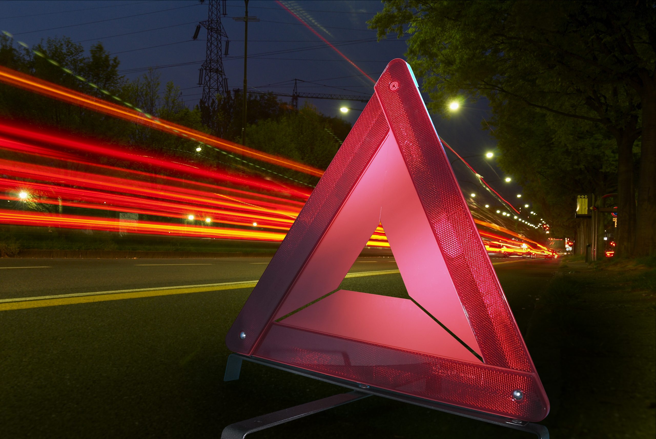 Șoferiță cu alcoolemie 0,49 mg/l, accident cu 5 autoturisme, aseară, în zona Cantacuzino Șoferiță cu alcoolemie 0,49 mg/l, accident cu 5 autoturisme, aseară, în zona Cantacuzino