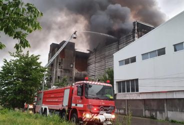 Incendiu la o hală Eco Burn cu repetiție, aproape de dezastru ecologic la Brazi