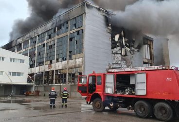 Bărbatul dispărut ieri în zona incendiului de la Brazi a fost găsit carbonizat