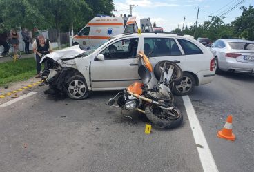 Motociclist, accidentat la Gura Vitioarei, a suferit amnezie retrogradă din cauza rănirii
