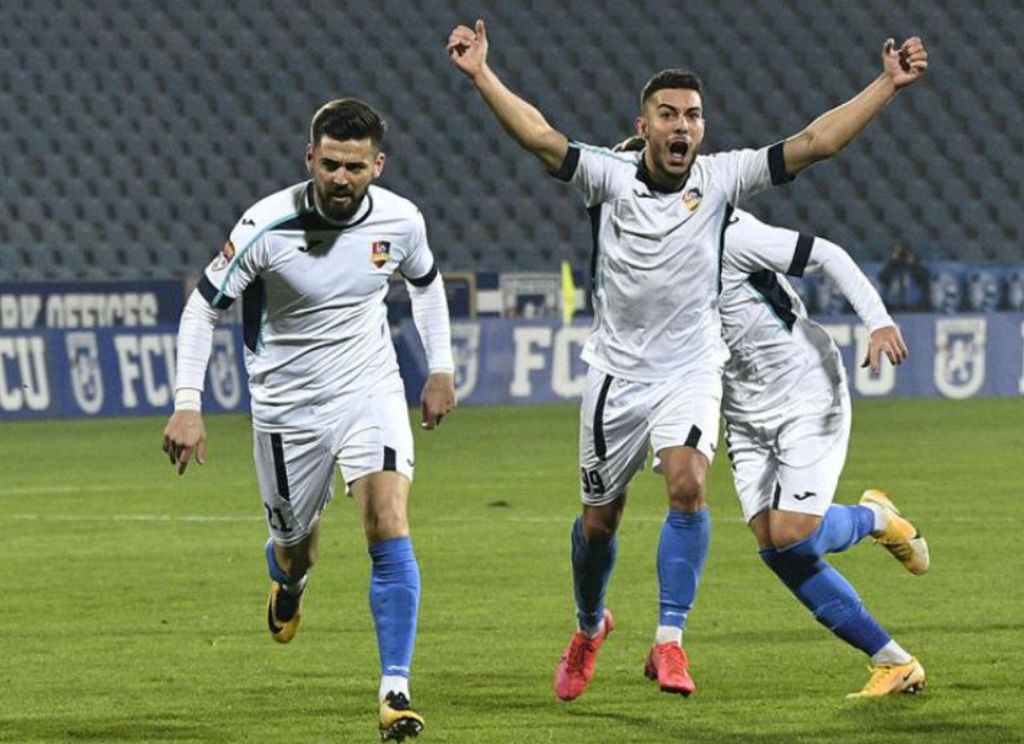 ACS Petrolul ’52 le-a găsit rezervă lui Sory Diarra și Marius Coman! Viitorul jucător de schimb a fost junior al defunctului centru al SC FC Petrolul, a schimbat nouă echipe în ultimii 12 ani, iar Cristi Pustai nu l-a oprit la fosta Gloria, actuala FC Buzău!