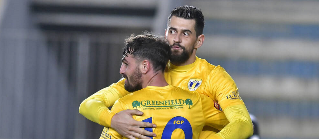 Fundașul central al “lupilor” Viorel Ștefan Lică s-a săturat de accidentările care dau din una în alta! Speră ca săptămâna aceasta să primească și o veste bună și să revină la pregătiri