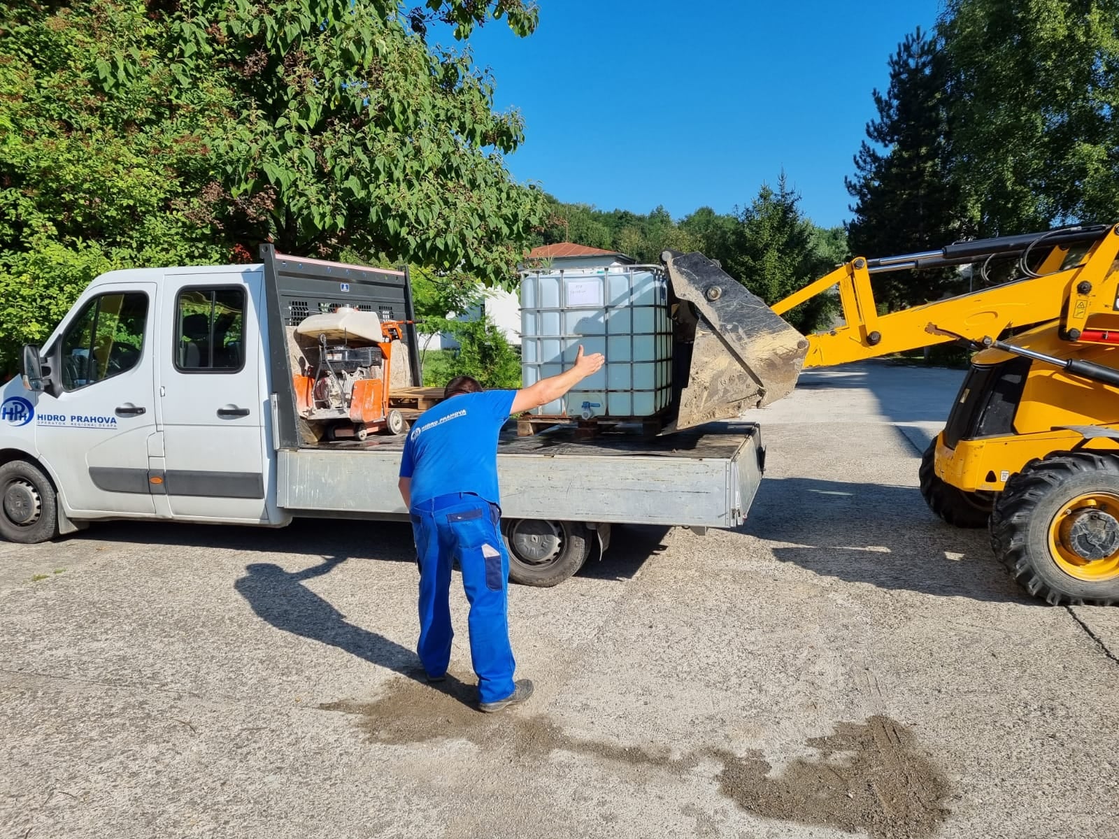 Autoritățile îi ”liniștesc” pe câmpineni: Nimeni nu s-a stricat la stomac din cauza apei infestate Autoritățile îi ”liniștesc” pe câmpineni: Nimeni nu s-a stricat la stomac din cauza apei infestate