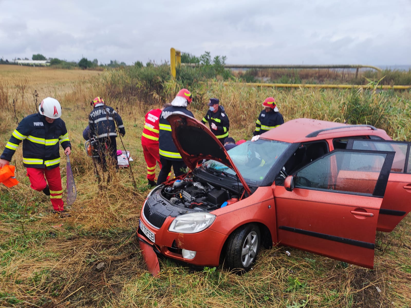 Imagini de la accidentul dintre un tir și autoturism, de la Blejoi Imagini de la accidentul dintre un tir și autoturism, de la Blejoi