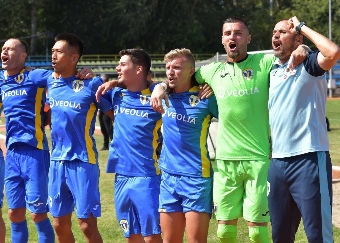 În etapa cu numărul 6 a campionatului Ligii a II-a de fotbal, s-au aliniat aproape toate “planetele” în beneficiul ACS Petrolul ’52 Ploiești! Numai una a fost “contra”: Concordia Chiajna!