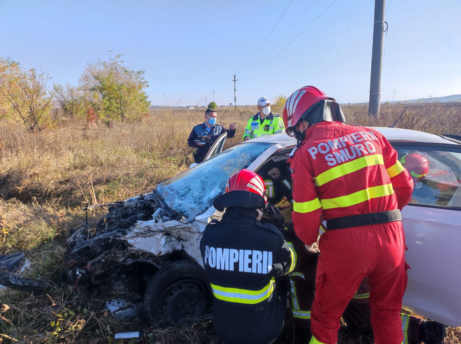 Imagini de la accidentul grav, petrecut în această dimineață, la Bucov Imagini de la accidentul grav, petrecut în această dimineață, la Bucov