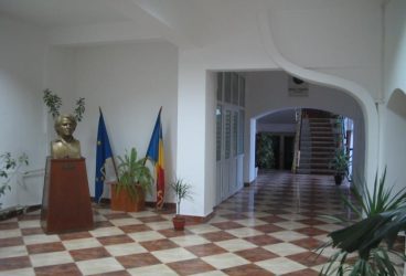 Încă 16 instituții de învățământ din Prahova intră în online