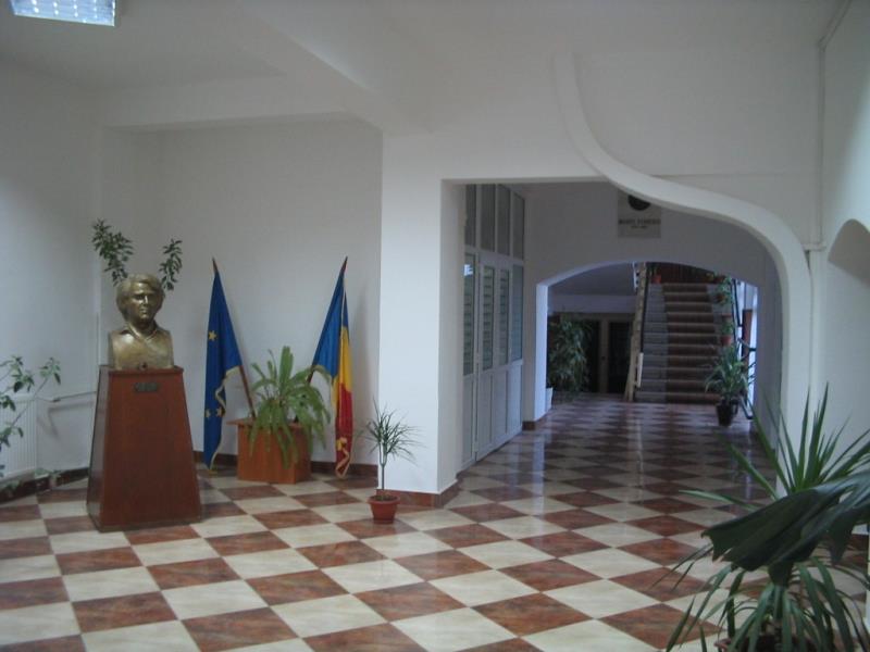 Încă 16 instituții de învățământ din Prahova intră în online