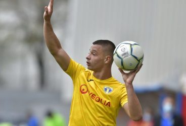 Fotbaliști din Liga a II-a, ploieșteanul Valentin Țicu și clujeanul Victor Dican au fost convocați la echipa națională “U 21” a României, cel dintâi a doua oară consecutiv. A și apărat zvonul cu privire la o posibilă vânzare a petrolistului unde, altundeva, decât la FCSB!
