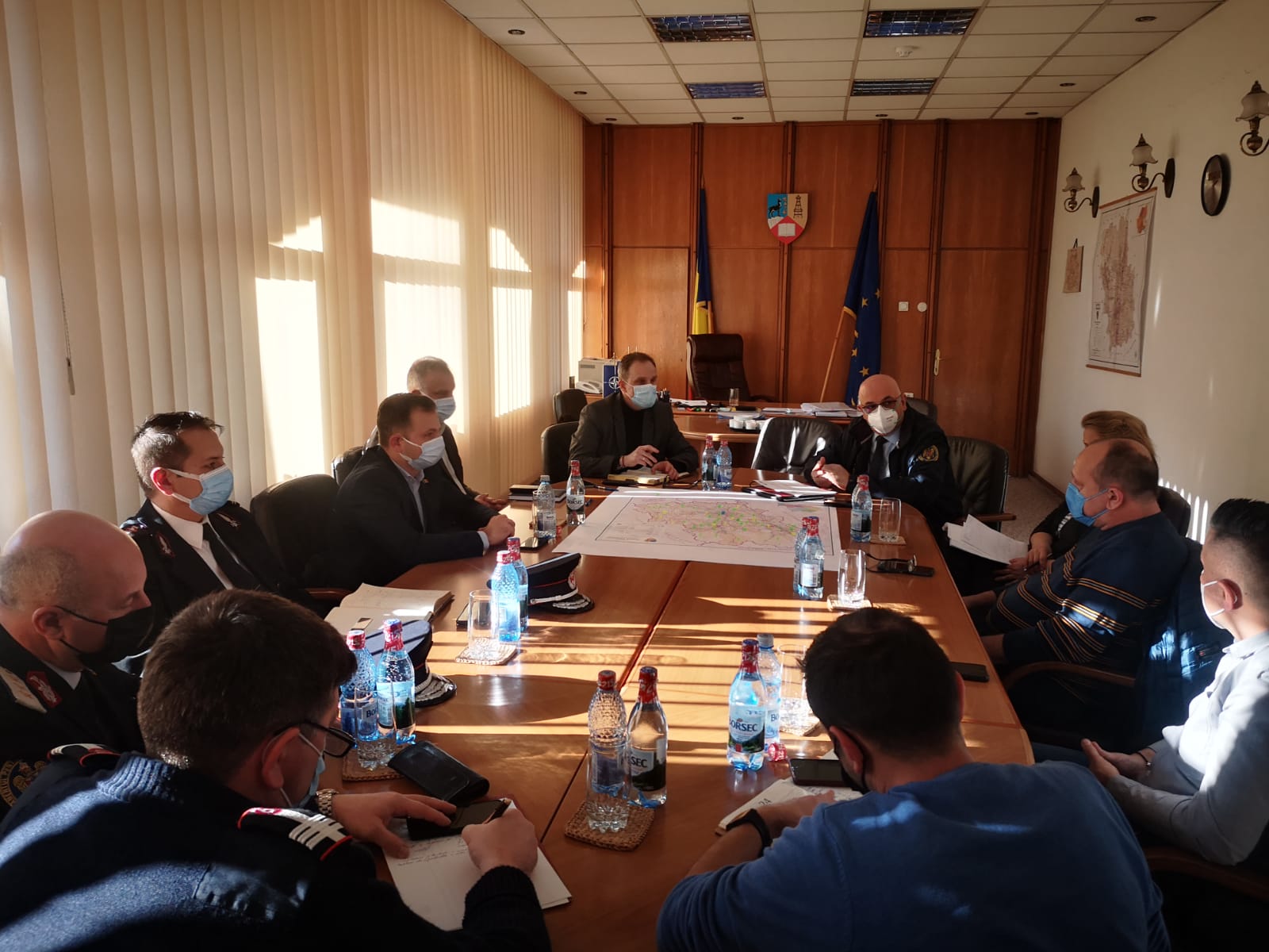 Arafat a vizitat astăzi Spitalul Județean Ploiești și alte instituții implicate în acțiunea de combatere a pandemiei Arafat a vizitat astăzi Spitalul Județean Ploiești și alte instituții implicate în acțiunea de combatere a pandemiei