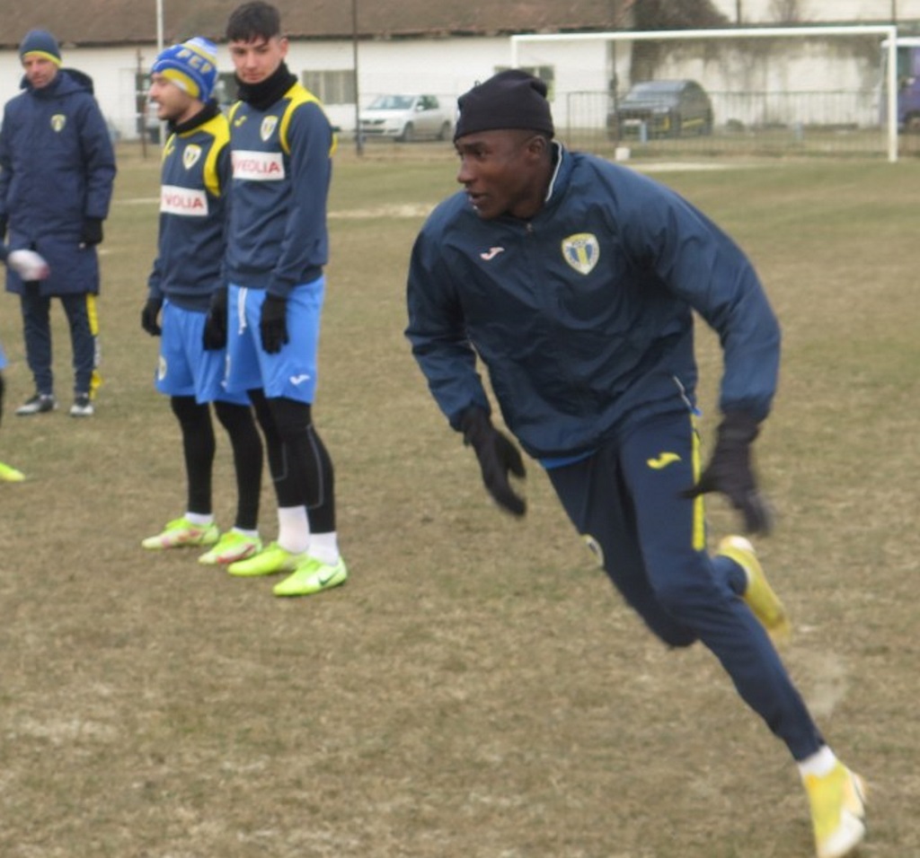 Mai bine la Liga a III-a, decât cu juniorii! Sory Ibrahim Diarra a fost trimis să se antreneze aproape două săptămâni cu echipa CS Blejoi!